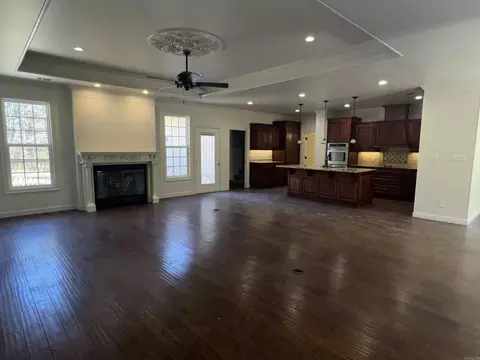 Living - 24 Piney Trl, Cabot, AR 72023 photo 2 of 4