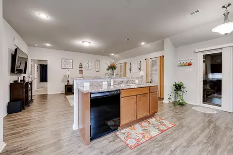 Kitchen - 14653 Skyline, Alexander, AR 72002 photo 5 of 5