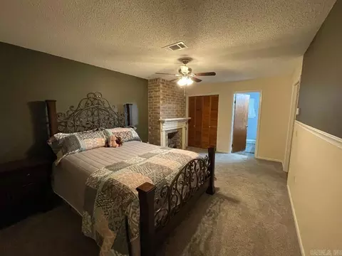 Bedroom - 904 N Main St, Beebe, AR 72012 photo 2 of 4