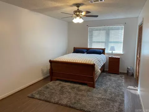 Bedroom - 904 N Main St, Beebe, AR 72012 photo 4 of 4