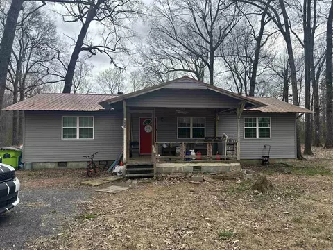 923 Cole Dr, Jacksonville, AR 72076
