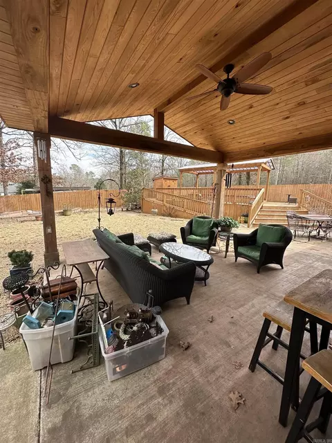 Exterior - 4626 Springhill Rd, Bryant, AR 72019 photo 10 of 19