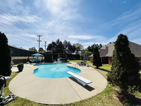 3690 Shock Loop, Conway, AR 72034 photo 2