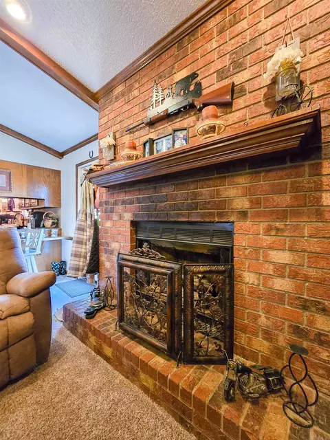 Living - 701 Liberty St, Marked Tree, AR 72365 photo 4 of 5