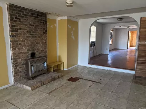Living - 69 Lady Ghost Ln, Sims, AR 71969 photo 1 of 1
