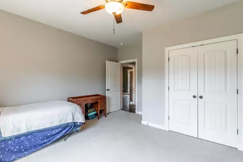 Bedroom - 18 Cobblestone Dr, Greenbrier, AR 72058 photo 5 of 7