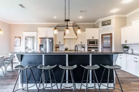 Kitchen - 18 Cobblestone Dr, Greenbrier, AR 72058 photo 1 of 12