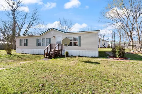 104 Oak St, Mcrae, AR 72102 photo 3