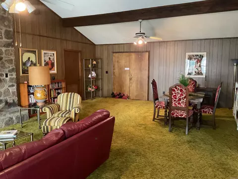 Living - 324 Valhalla, Edgemont, AR 72044 photo 1 of 6