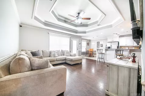 Living - 39 Lilly Ann Cir, Ward, AR 72176 photo 1 of 5