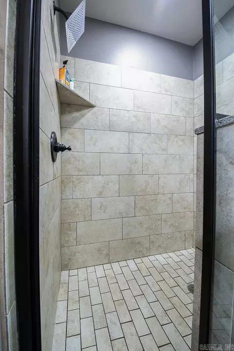 Bath - 39 Lilly Ann Cir, Ward, AR 72176 photo 7 of 8