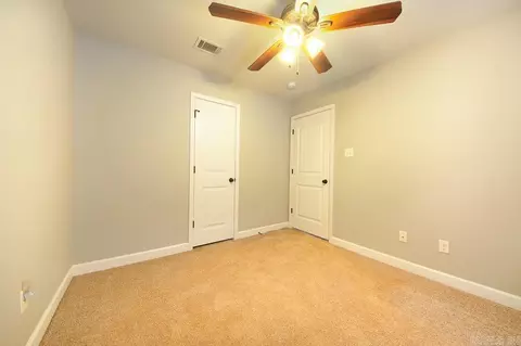 Bedroom - 39 Lilly Ann Cir, Ward, AR 72176 photo 5 of 9