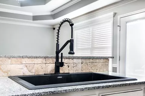 Bath - 39 Lilly Ann Cir, Ward, AR 72176 photo 1 of 8