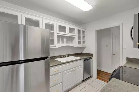 Kitchen - 2307 Independence Ave, Conway, AR 72034 photo 4 of 4