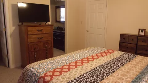 Bedroom - 275 Burning Tree Rd, Greers Ferry, AR 72067 photo 5 of 5