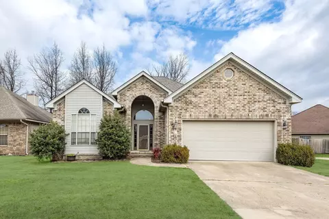 39 Wedgeside Dr, Little Rock, AR 72210