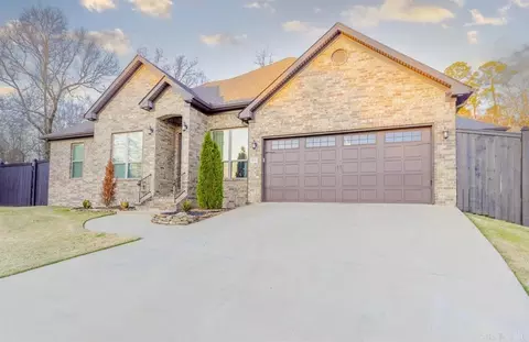 Exterior - 6028 Hardin Dr, Bryant, AR 72022 photo 3 of 7