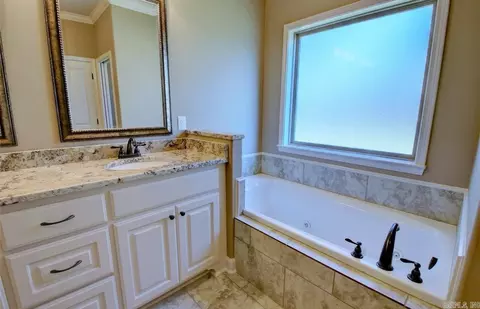 Bath - 6028 Hardin Dr, Bryant, AR 72022 photo 2 of 5