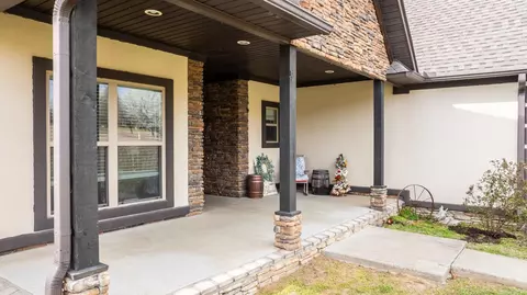 Exterior - 56 Greystone Dr, Greenbrier, AR 72058 photo 4 of 11