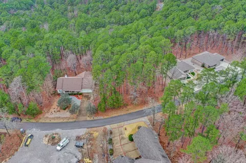 18 Derecho Way, Hot Springs Village, AR 71909