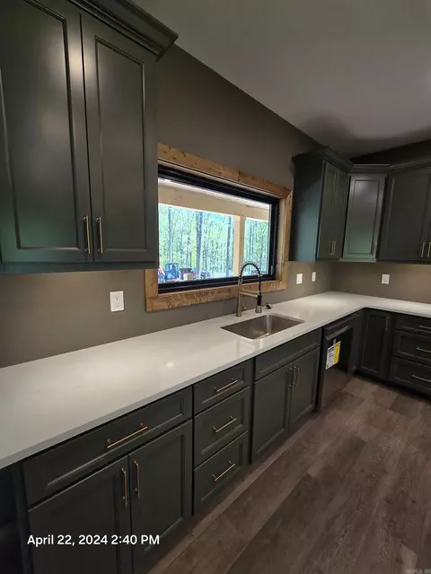 Kitchen - 280 Kustrin Dr, Drasco, AR 72530 photo 5 of 6