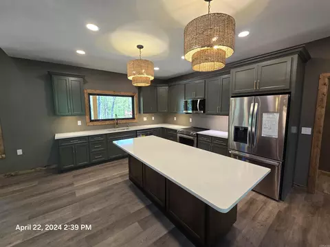 Kitchen - 280 Kustrin Dr, Drasco, AR 72530 photo 6 of 6