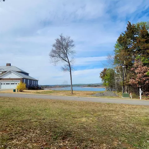 60 Brighton Point Ln, Heber Springs, AR 72543