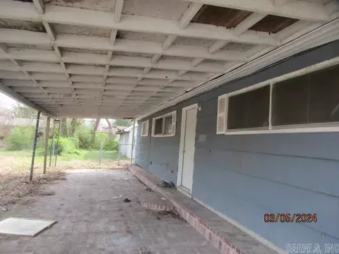 3308 Jonquil, Pine Bluff, AR 71603 photo 2