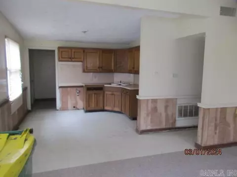 3201 Rose, Pine Bluff, AR 71603 photo 2