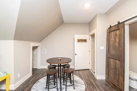 Dining - 2097 Mohegan Trl, Benton, AR 72019 photo 4 of 4