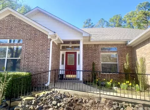 1 Galeon Pl, Hot Springs Village, AR 71909