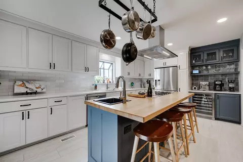 Kitchen - 1215 Hunter St, Conway, AR 72032 photo 8 of 11