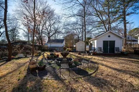 Exterior - 1215 Hunter St, Conway, AR 72032 photo 3 of 7