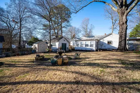 Exterior - 1215 Hunter St, Conway, AR 72032 photo 5 of 7
