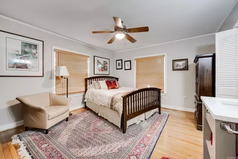 Bedroom - 1215 Hunter St, Conway, AR 72032 photo 2 of 7
