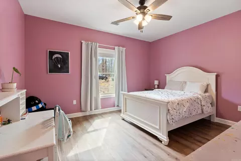 Bedroom - 28 Wild Cherry Rd, Greenbrier, AR 72058 photo 3 of 7