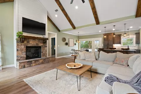 Living - 28 Wild Cherry Rd, Greenbrier, AR 72058 photo 1 of 7