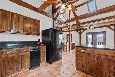 Kitchen - 156 Arapaho Loop, Royal, AR 71968 photo 4 of 4