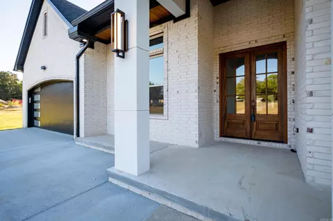 Exterior - 8607 Congo Rd, Benton, AR 72019 photo 2 of 9