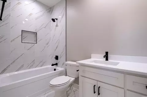 Bath - 8607 Congo Rd, Benton, AR 72019 photo 11 of 11