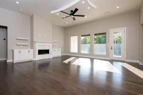 Living - 8607 Congo Rd, Benton, AR 72019 photo 1 of 3