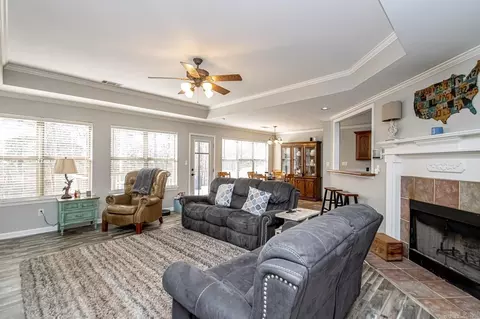 Living - 21601 Silver Maple Dr, Hensley, AR 72065 photo 4 of 5