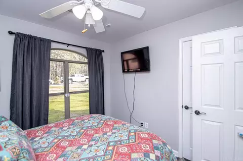 Bedroom - 21601 Silver Maple Dr, Hensley, AR 72065 photo 2 of 7