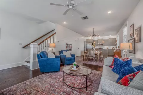 Living - 855 Reynolds Ave, Conway, AR 72032 photo 4 of 5