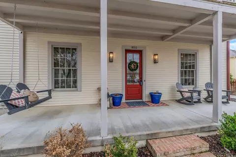 Exterior - 855 Reynolds Ave, Conway, AR 72032 photo 3 of 9