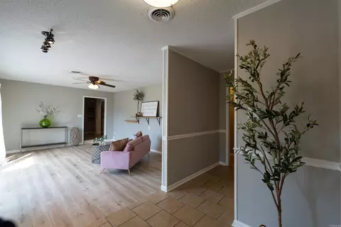 Entry Way - 1270 Woodside Dr, Conway, AR 72032 photo 1 of 3