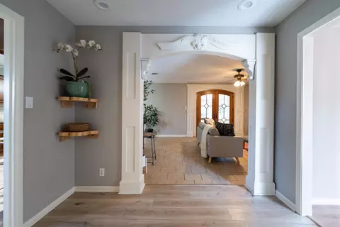 Entry Way - 1270 Woodside Dr, Conway, AR 72032 photo 3 of 3
