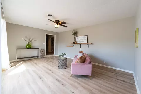 Living - 1270 Woodside Dr, Conway, AR 72032 photo 1 of 8