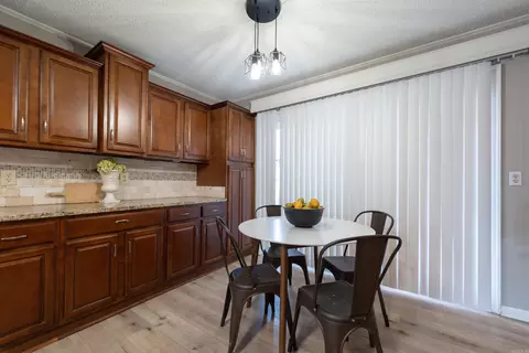 Kitchen - 1270 Woodside Dr, Conway, AR 72032 photo 5 of 5