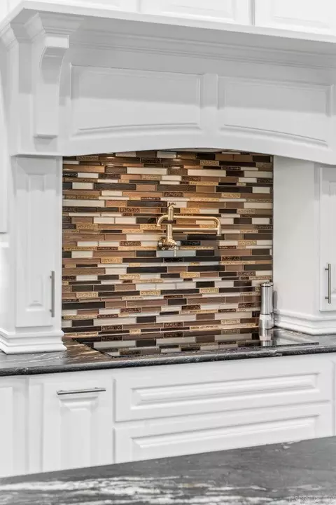 Kitchen - 7 Gardner Dr, Greenbrier, AR 72058 photo 4 of 12